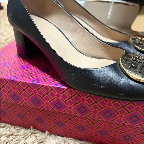 Tory Burch Hope Black Flats with Gold Accents - Picture 3 of 8
